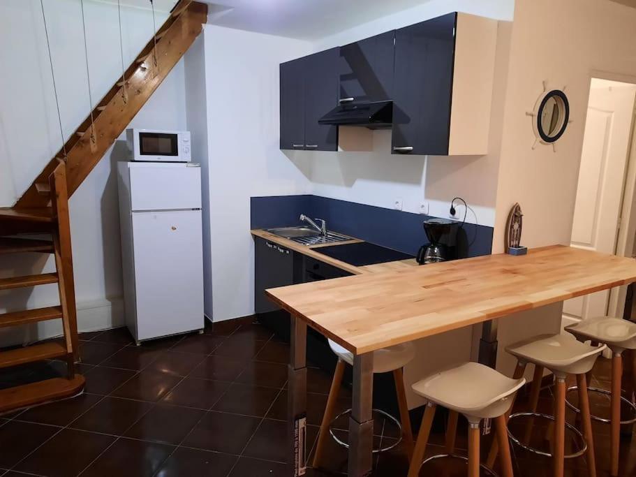 Agreable Maison De Pecheurs Avec Parking Gratuit. Grand-Fort-Philippe Eksteriør bilde